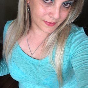 Meet your Posher, Rhonda